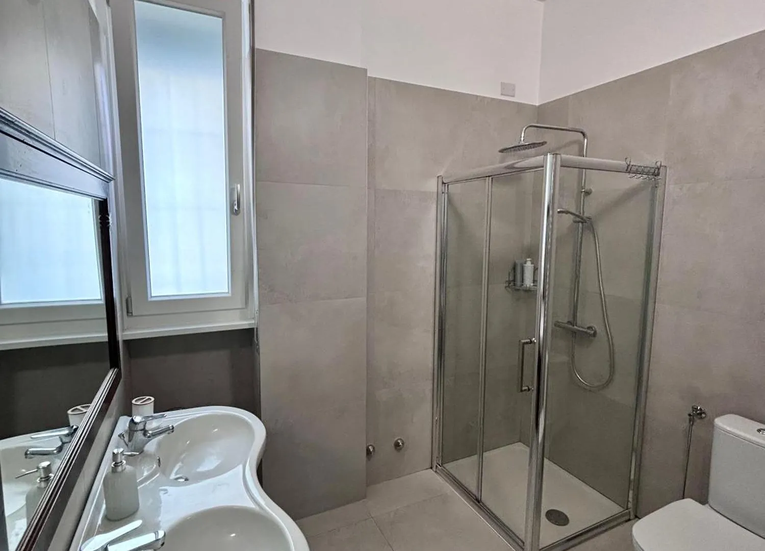 Bilocale In Bande Nere-Metro Rossa Duomo Apartment Milan