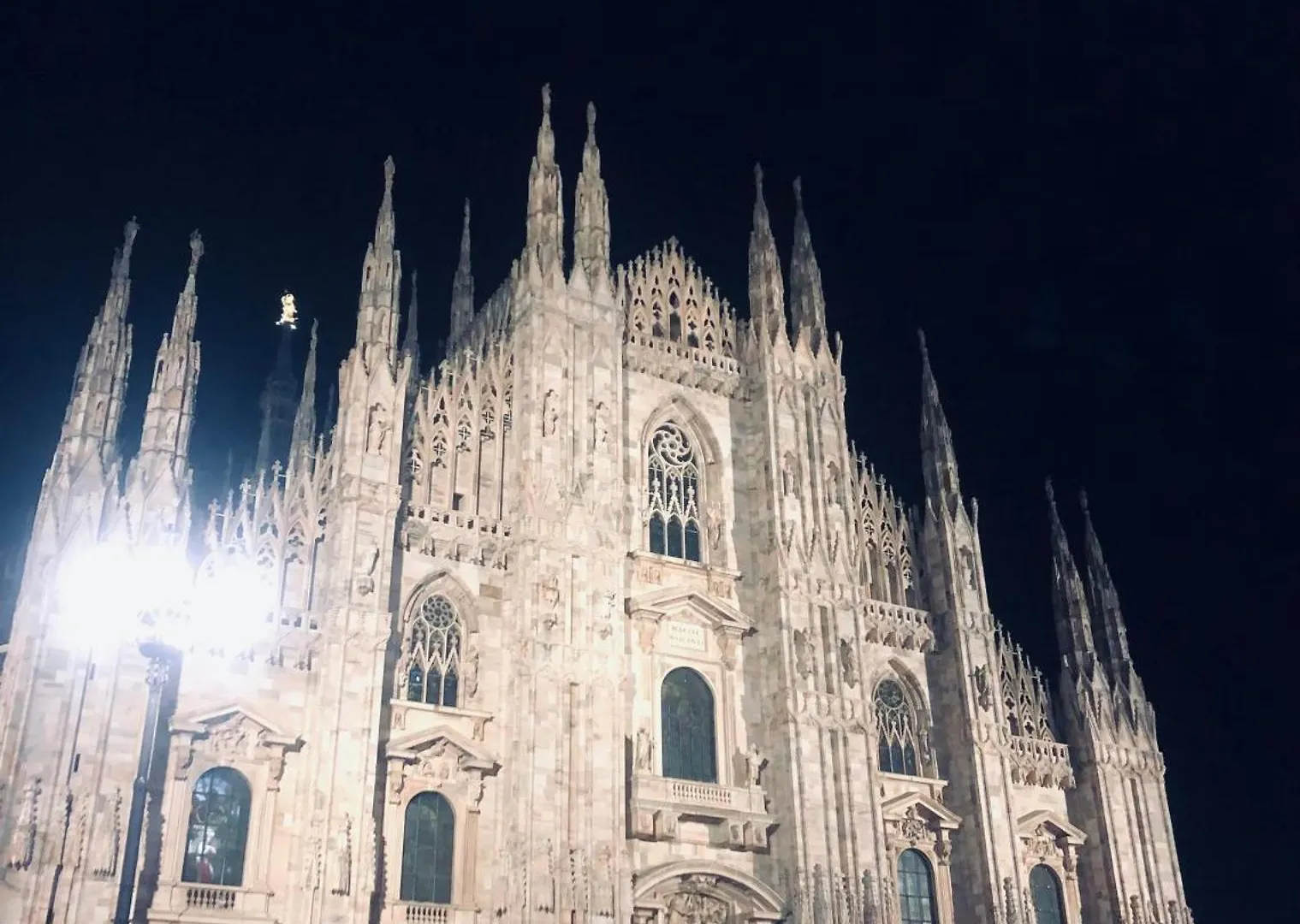 Bilocale In Bande Nere-Metro Rossa Duomo Apartment Milan